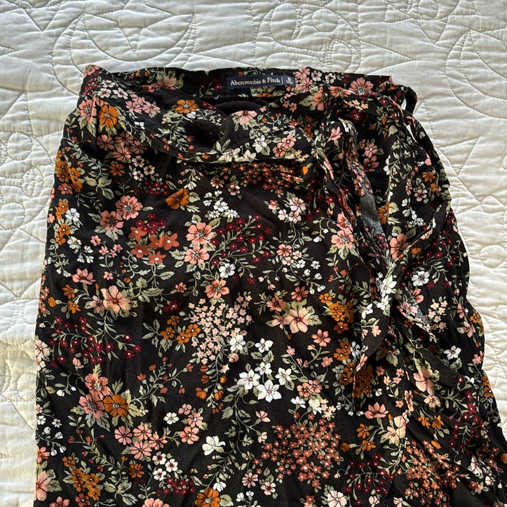 Abercrombie and Fitch wrap skirt